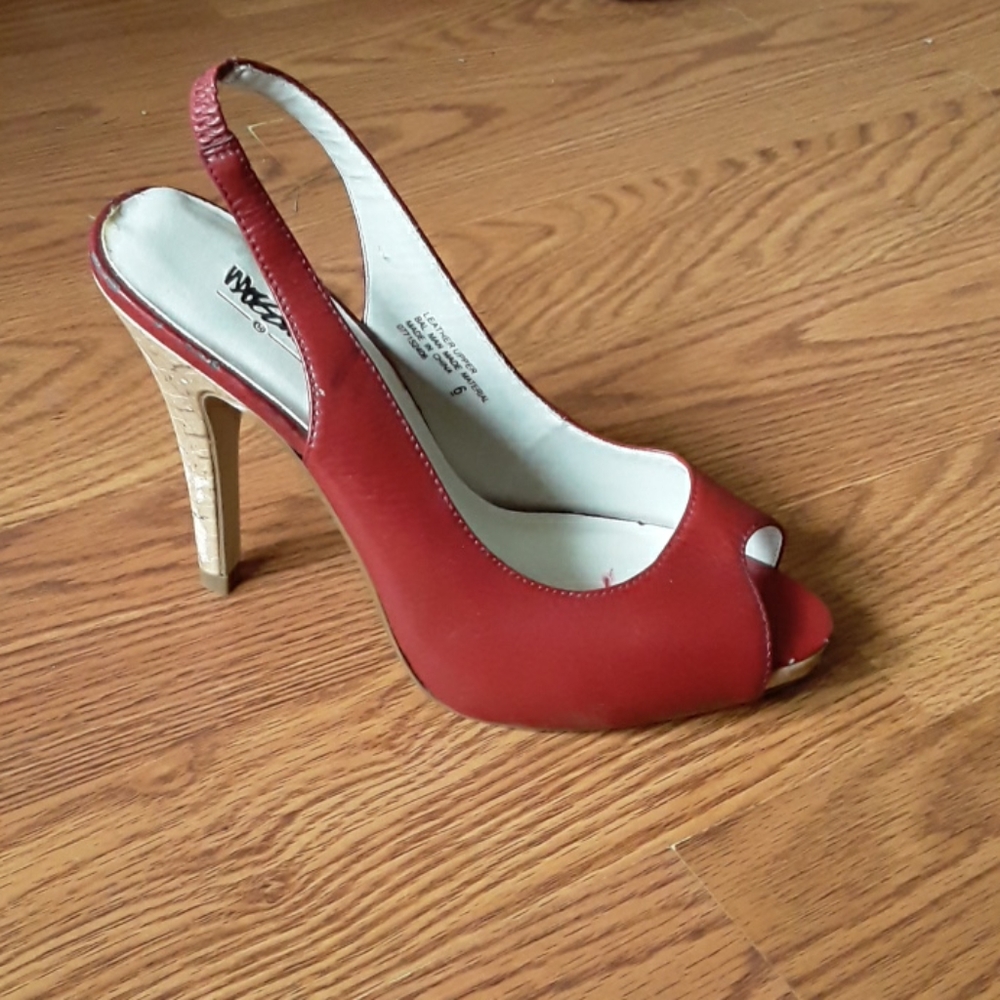 Mossimo Leather Red Heels Open Toed Size 6